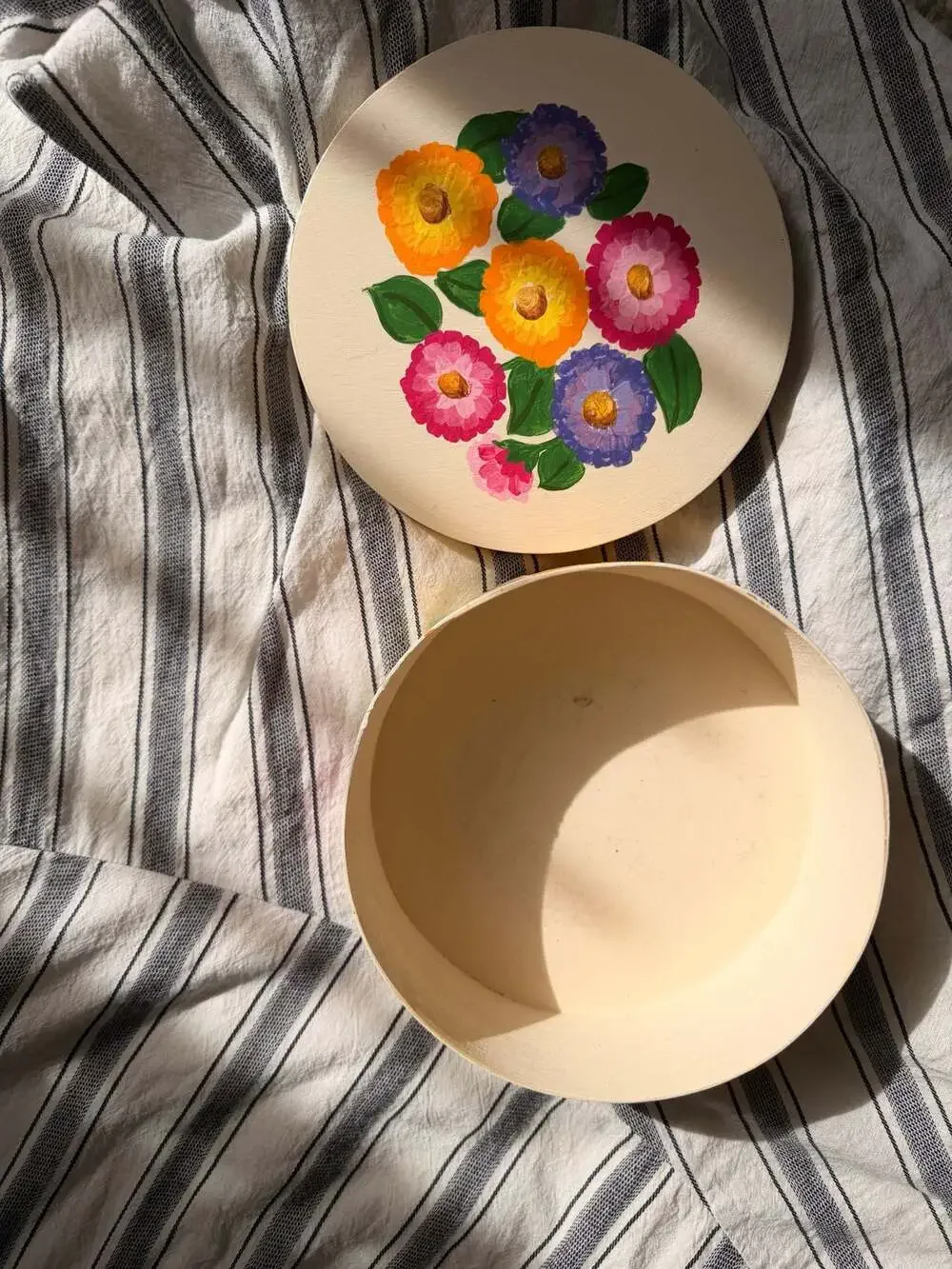 Hand-Painted Round Wooden Storage Box with Floral Motif